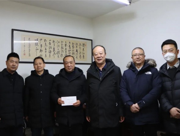 迎新春 送祝福 濃濃關(guān)懷暖人心——甘肅演藝集團(tuán)黨委委員、副總經(jīng)理王衛(wèi)平同志一行赴歌舞劇院開展春節(jié)前走訪慰問活動