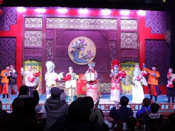 2023年2月5日京劇《紅鬃烈馬》元宵節(jié)演出圓滿(mǎn)結(jié)束